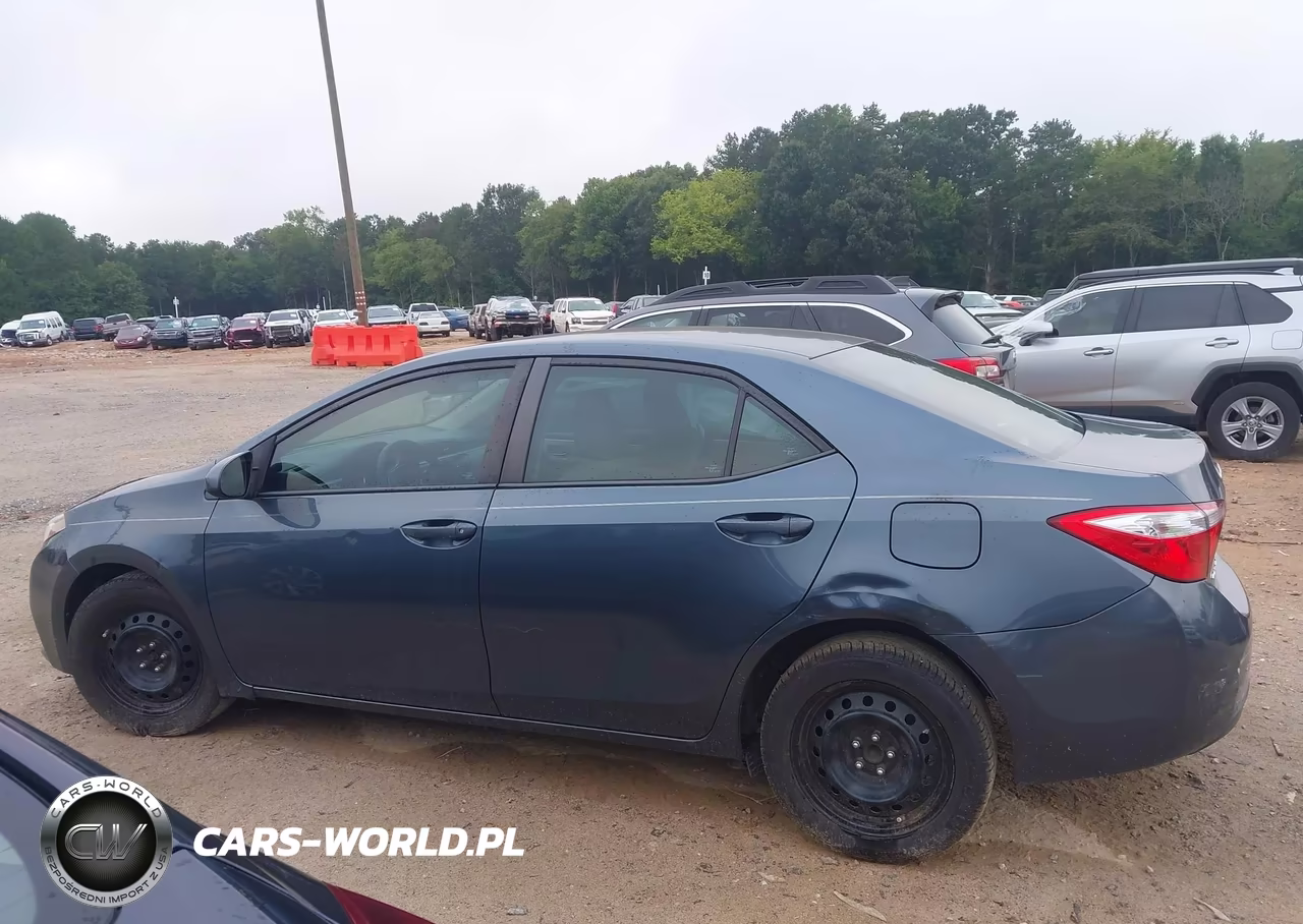 2016 Toyota Corolla Le VIN:2T1BURHE9GC575599 - 14
