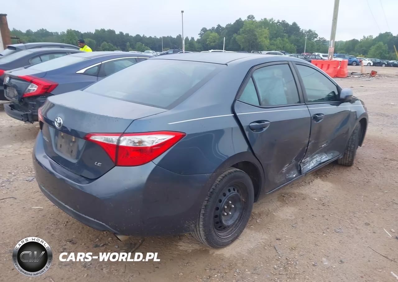 2016 Toyota Corolla Le VIN:2T1BURHE9GC575599 - 4