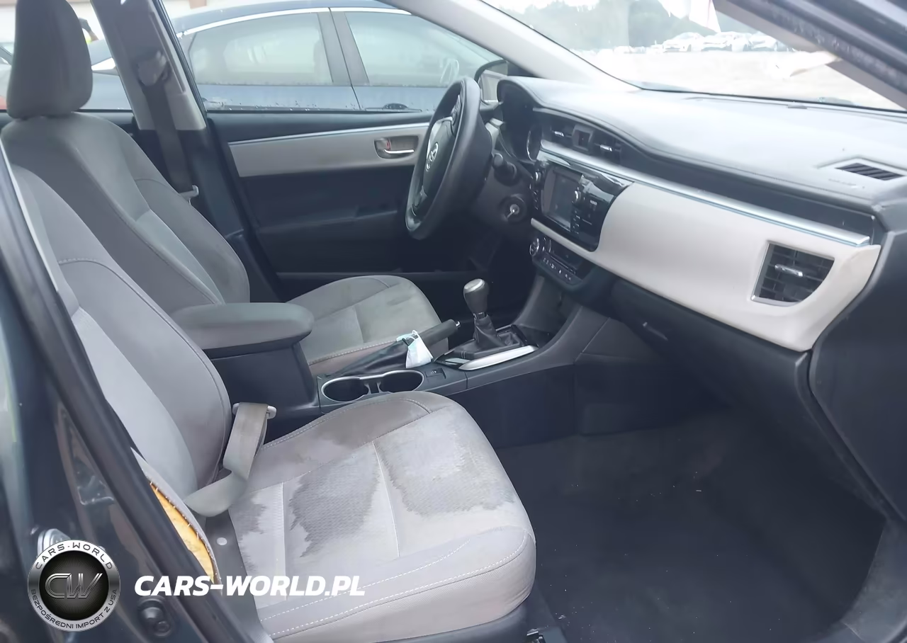 2016 Toyota Corolla Le VIN:2T1BURHE9GC575599 - 5