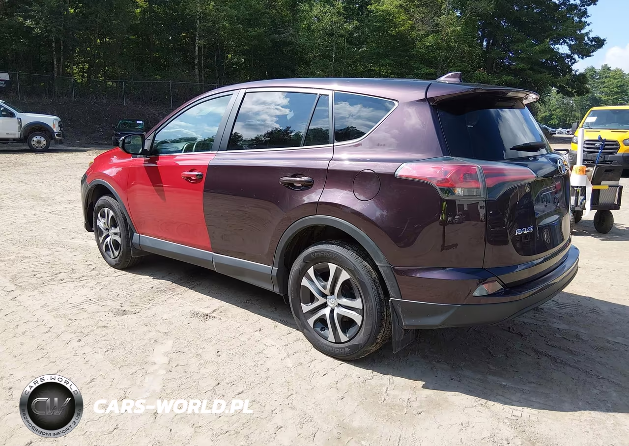 2018 Toyota Rav4 Le VIN:2T3BFREV9JW787009 - 3