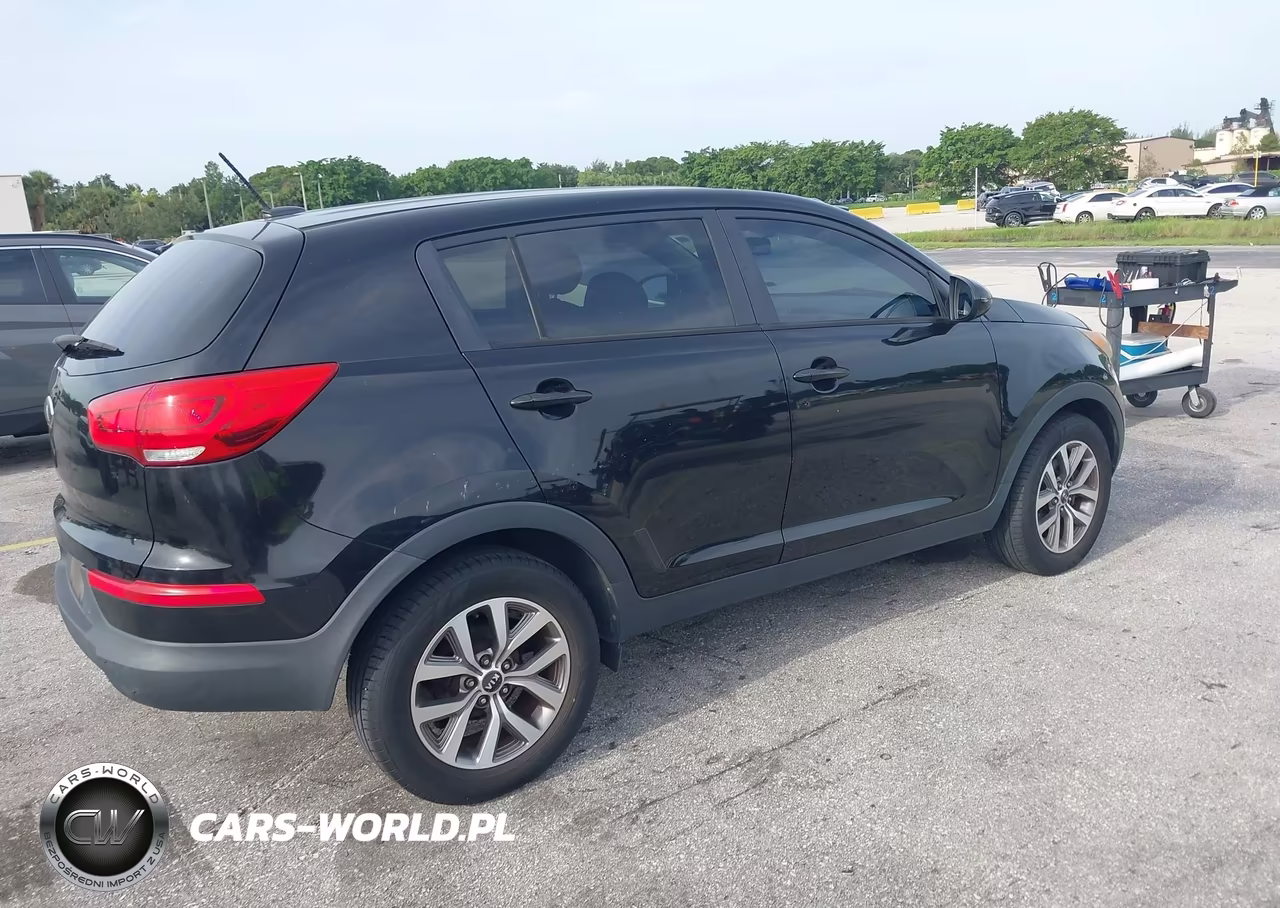 2014 Kia Sportage Lx VIN:KNDPB3AC2E7647727 - 4