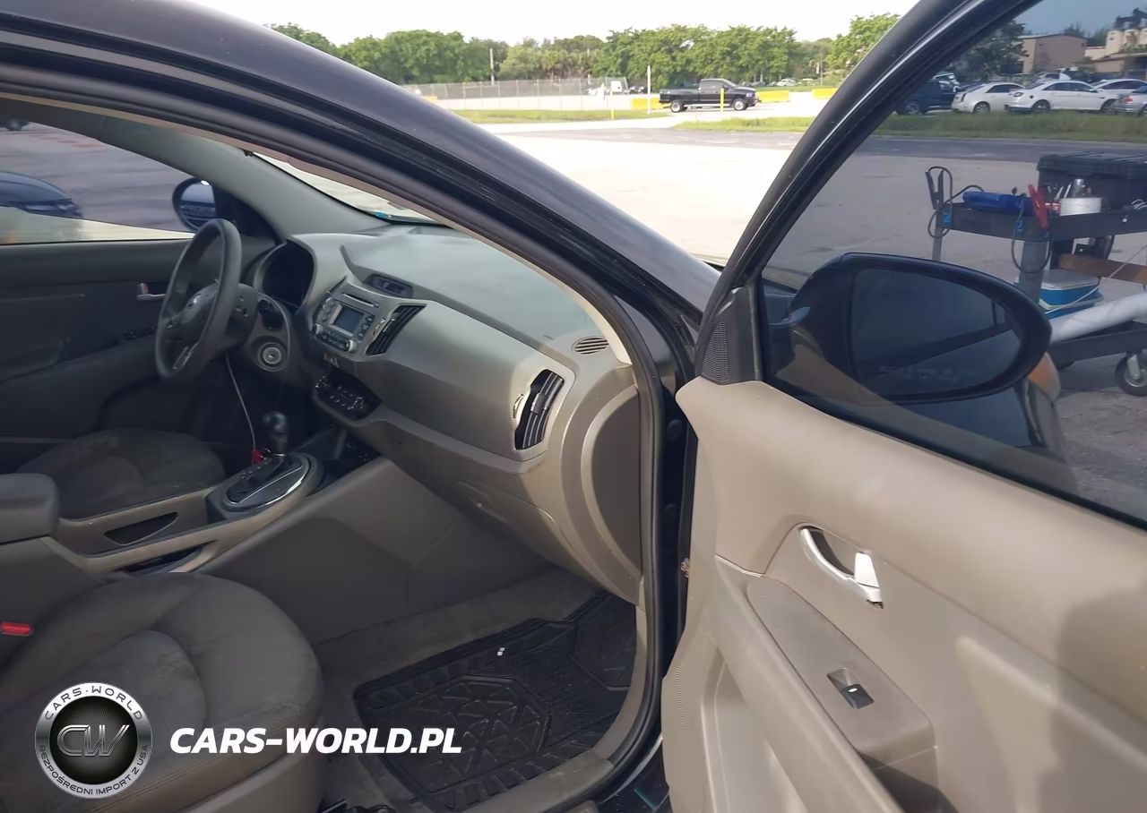 2014 Kia Sportage Lx VIN:KNDPB3AC2E7647727 - 5