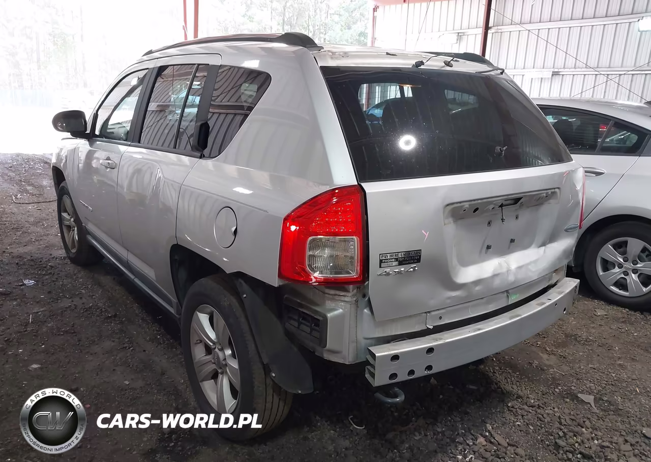 2011 Jeep Compass VIN:1J4NF1FB8BD188842 - 3