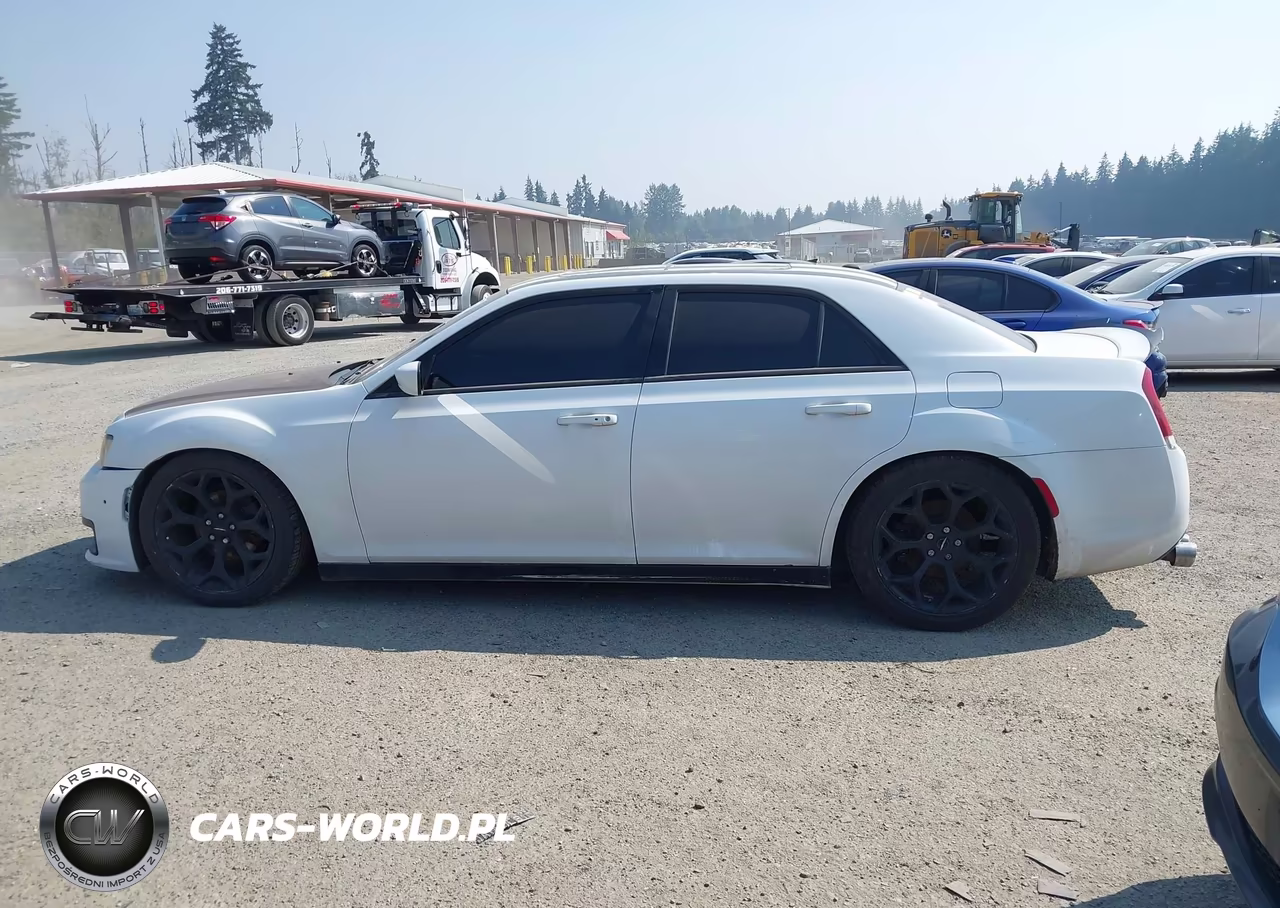 2017 Chrysler 300 S VIN:2C3CCABG1HH657552 - 14