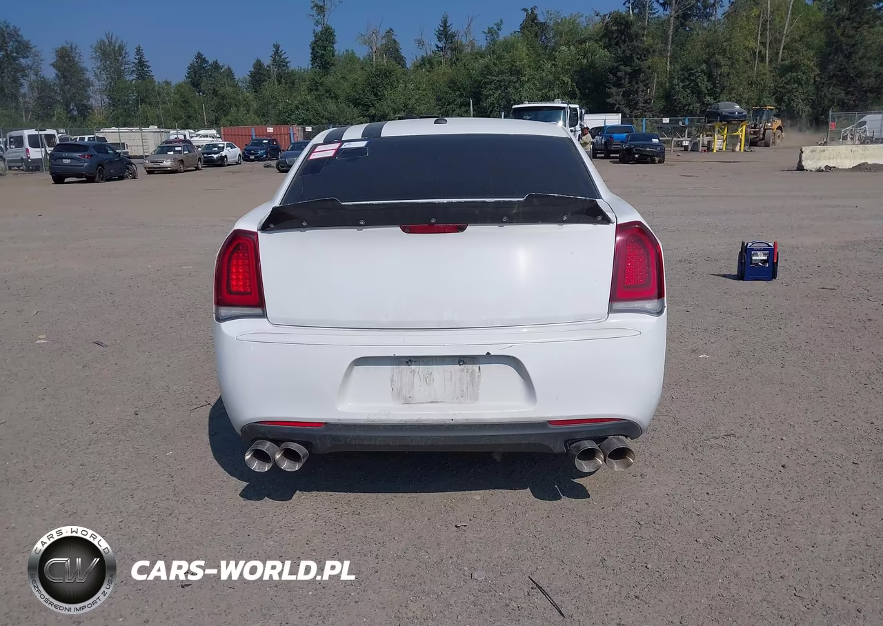 2017 Chrysler 300 S VIN:2C3CCABG1HH657552 - 16