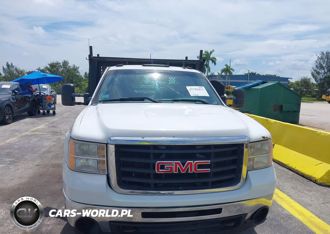 2007 GMC Sierra 3500 Chassis Work Truck VIN:1GDJK396X7E585220 - 11