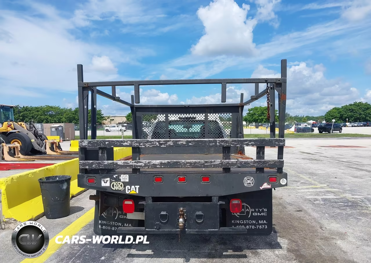2007 GMC Sierra 3500 Chassis Work Truck VIN:1GDJK396X7E585220 - 15
