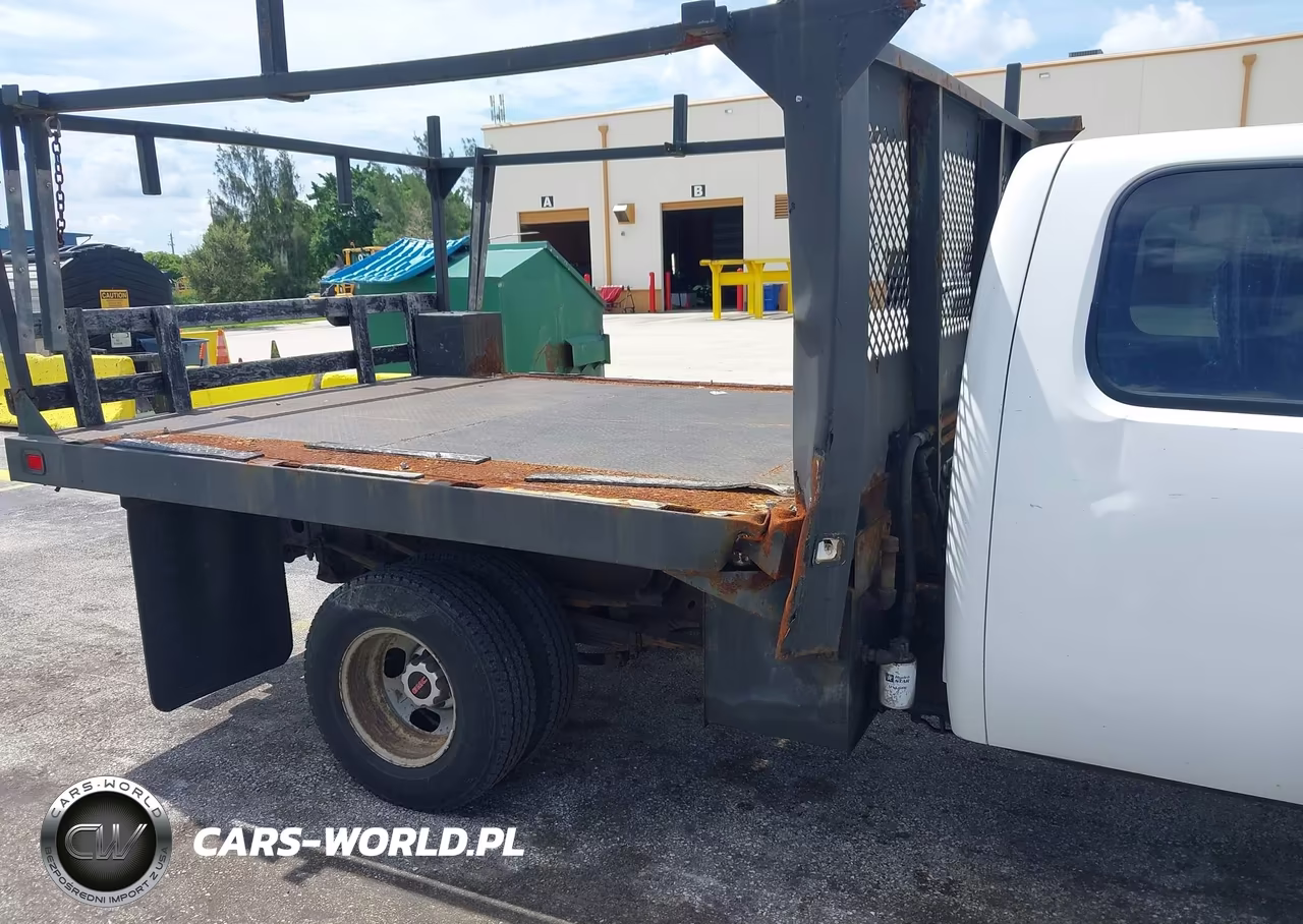 2007 GMC Sierra 3500 Chassis Work Truck VIN:1GDJK396X7E585220 - 17