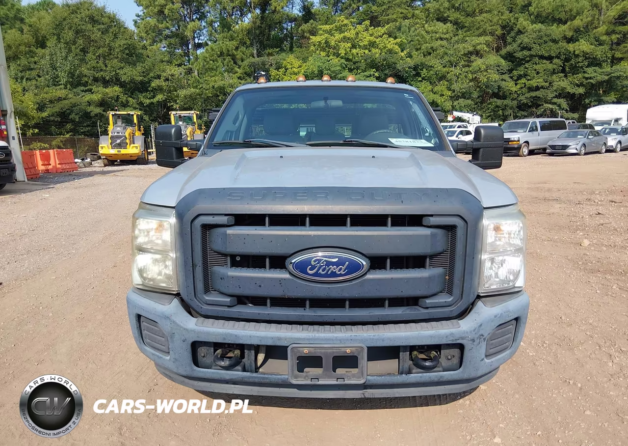 2016 Ford F-350 Chassis Xl VIN:1FDRF3G67GEC87847 - 13