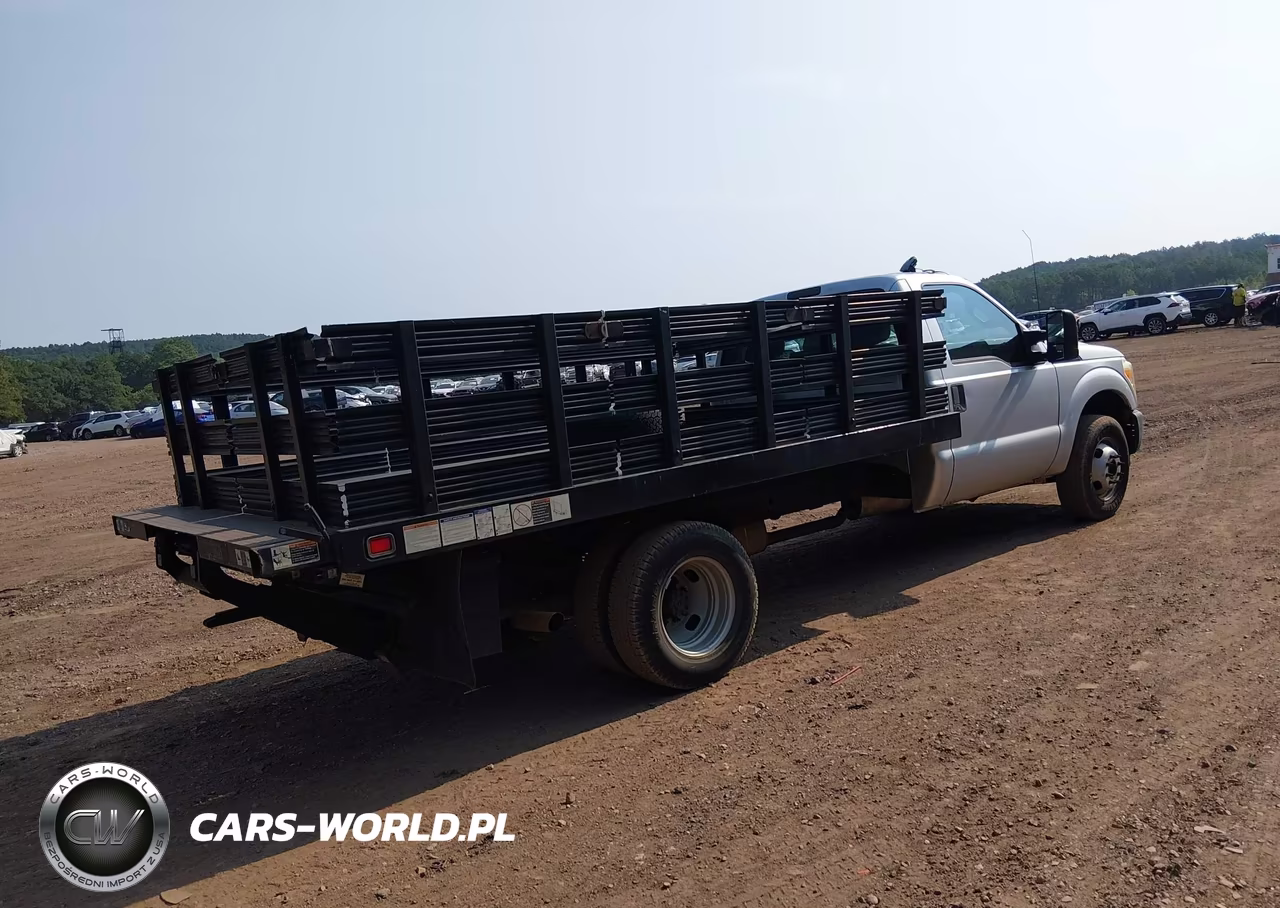 2016 Ford F-350 Chassis Xl VIN:1FDRF3G67GEC87847 - 4