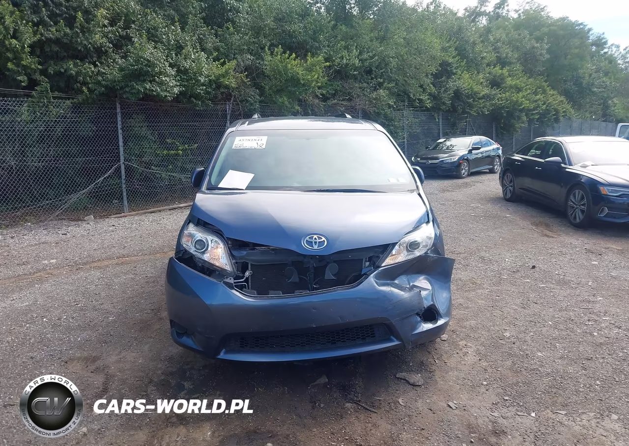 2017 Toyota Sienna Le 8 Passenger VIN:5TDKZ3DC2HS849379 - 12