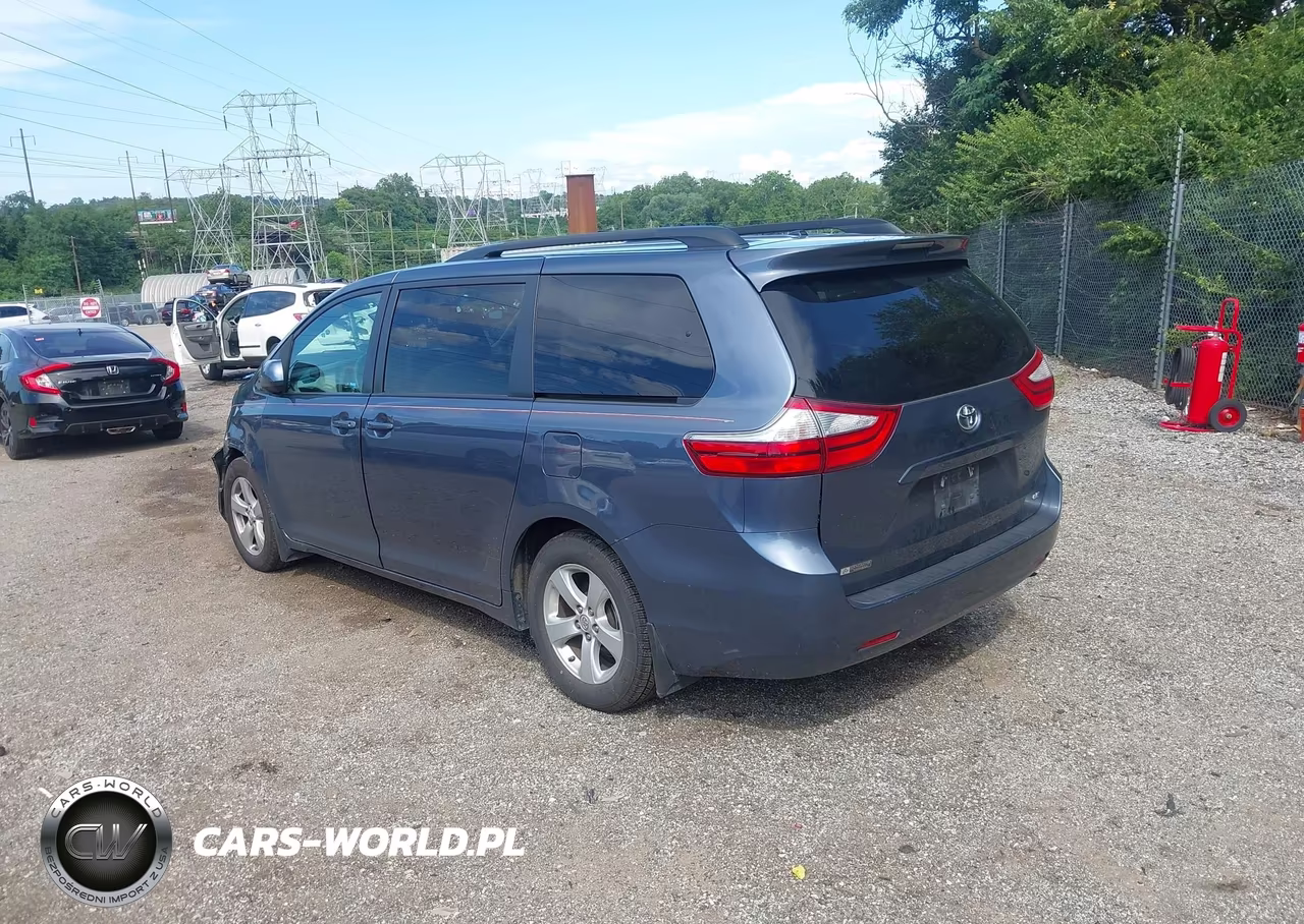 2017 Toyota Sienna Le 8 Passenger VIN:5TDKZ3DC2HS849379 - 3
