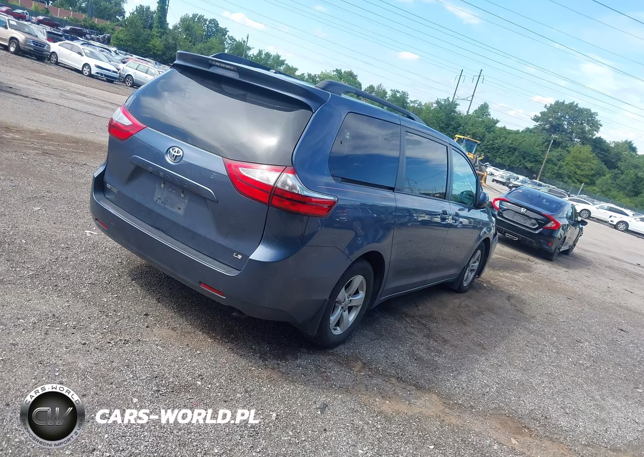 2017 Toyota Sienna Le 8 Passenger VIN:5TDKZ3DC2HS849379 - 4
