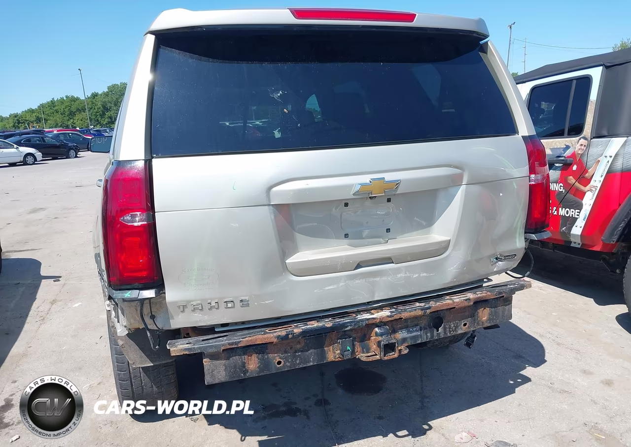 2017 Chevrolet Tahoe Premier VIN:1GNSKCKC7HR398320 - 18