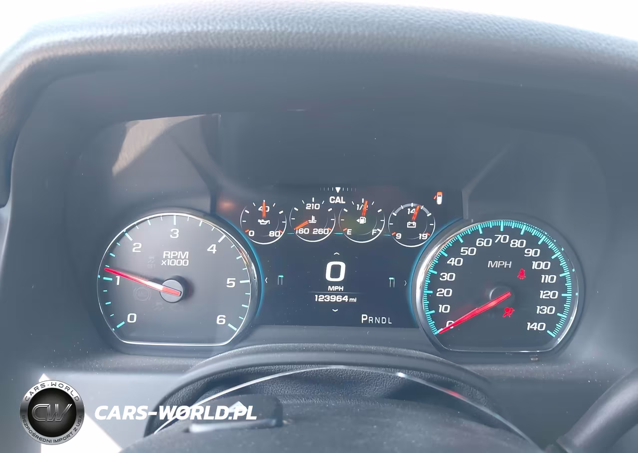 2017 Chevrolet Tahoe Premier VIN:1GNSKCKC7HR398320 - 7