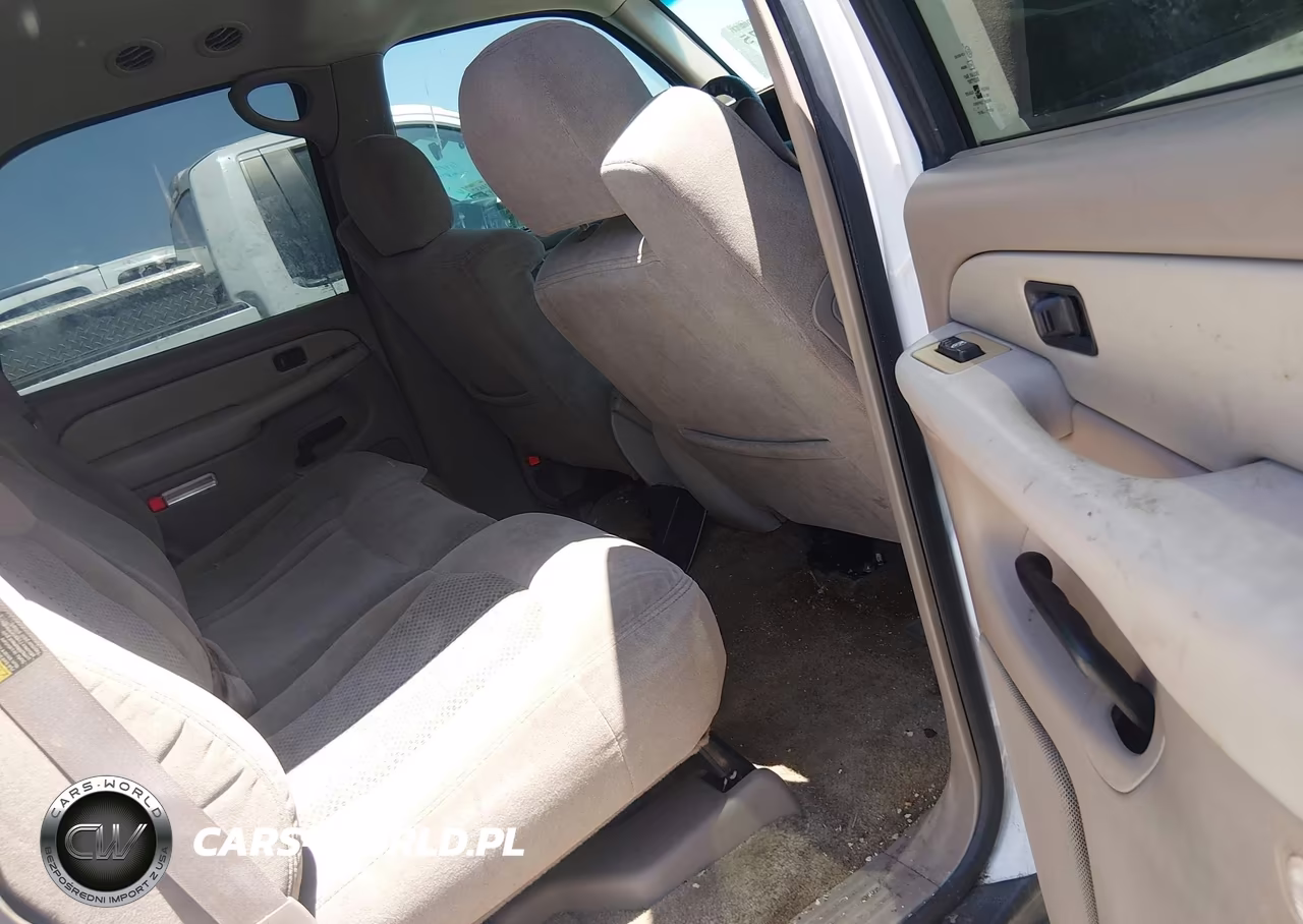 2002 Chevrolet Tahoe Ls VIN:1GNEC13Z22R174820 - 8