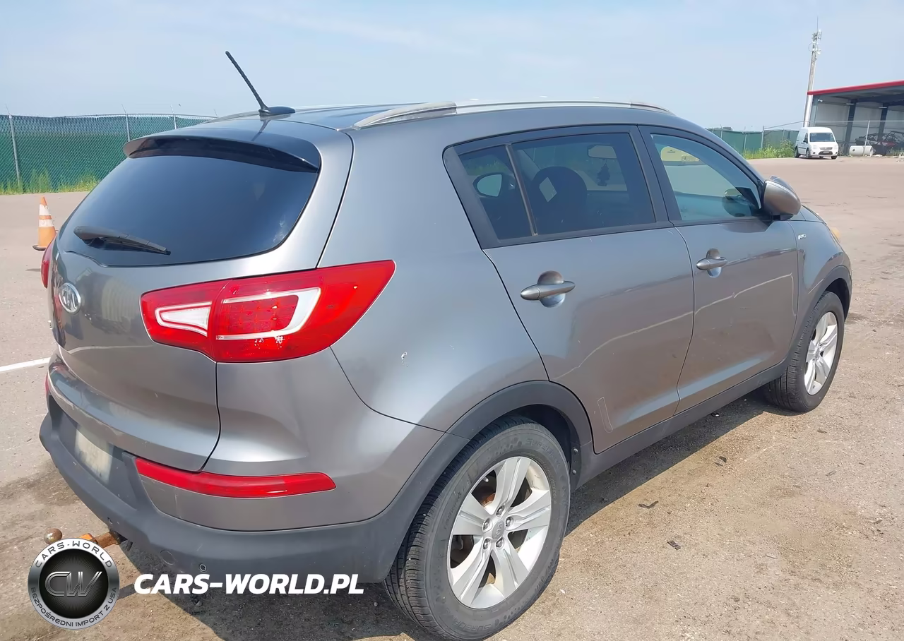 2012 Kia Sportage Lx VIN:KNDPBCA27C7304013 - 4