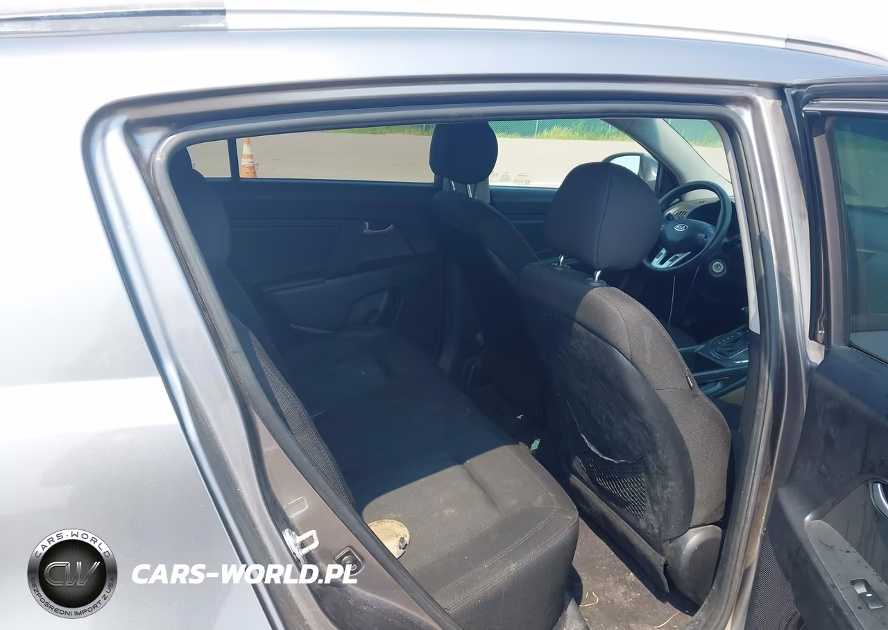 2012 Kia Sportage Lx VIN:KNDPBCA27C7304013 - 8