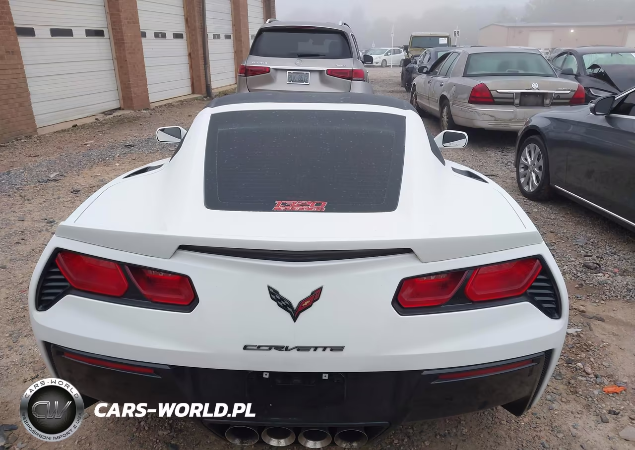 2015 Chevrolet Corvette Stingray VIN:1G1YB2D72F5113324 - 16