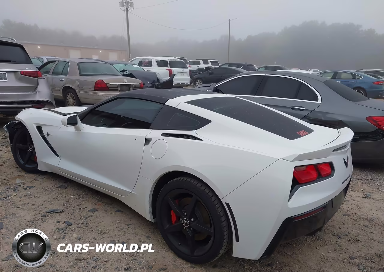 2015 Chevrolet Corvette Stingray VIN:1G1YB2D72F5113324 - 3