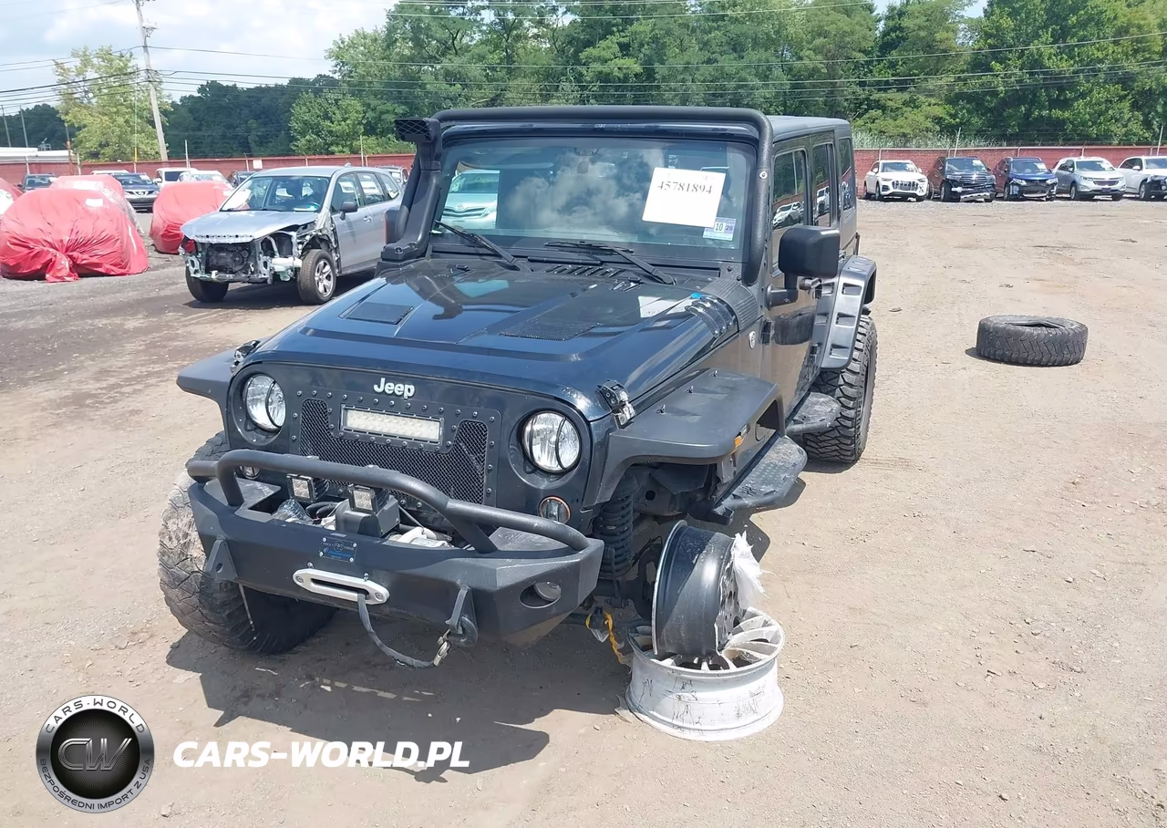 2015 Jeep Wrangler Unlimited Sport VIN:1C4BJWDG1FL688288 - 16