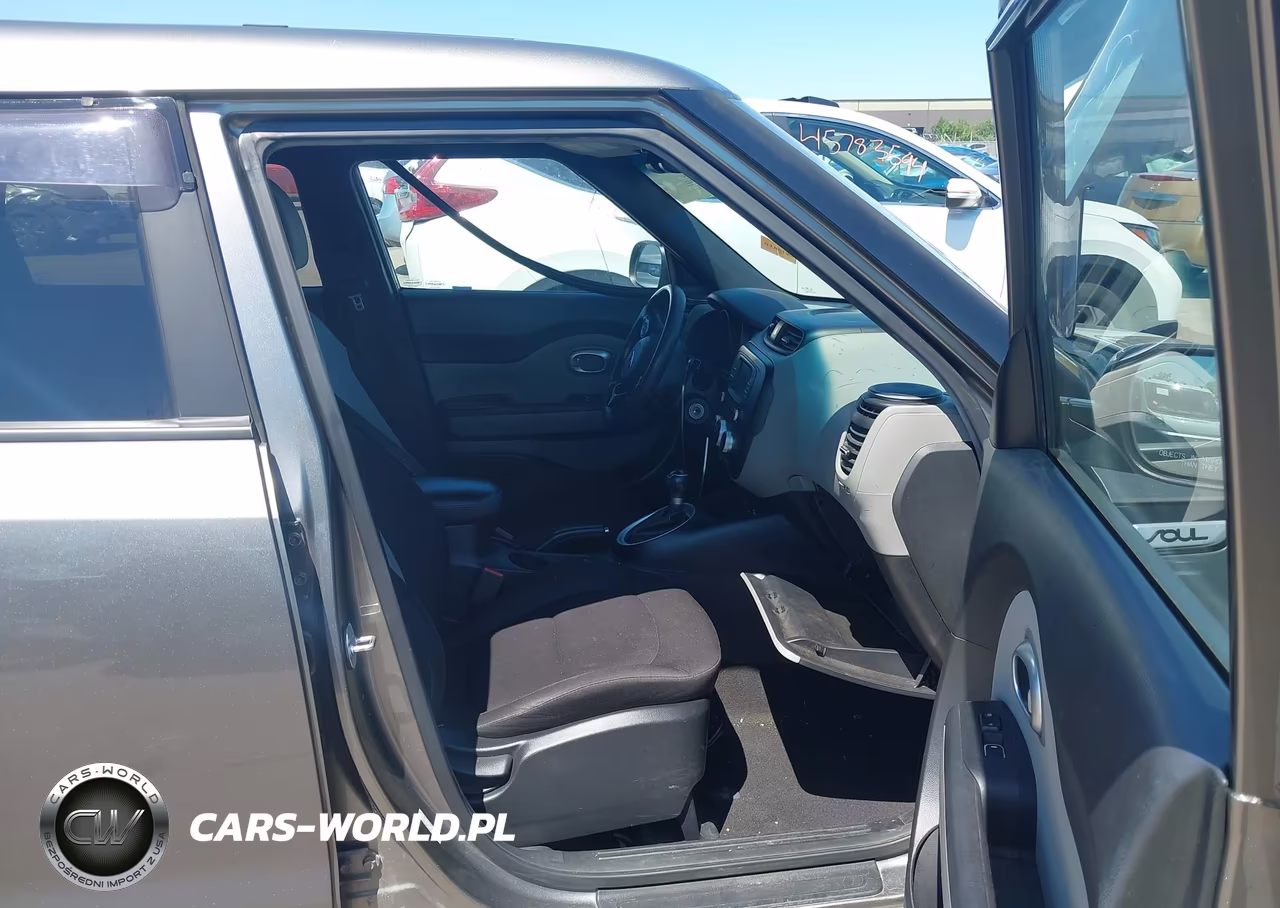 2017 Kia Soul VIN:KNDJN2A2XH7470475 - 5