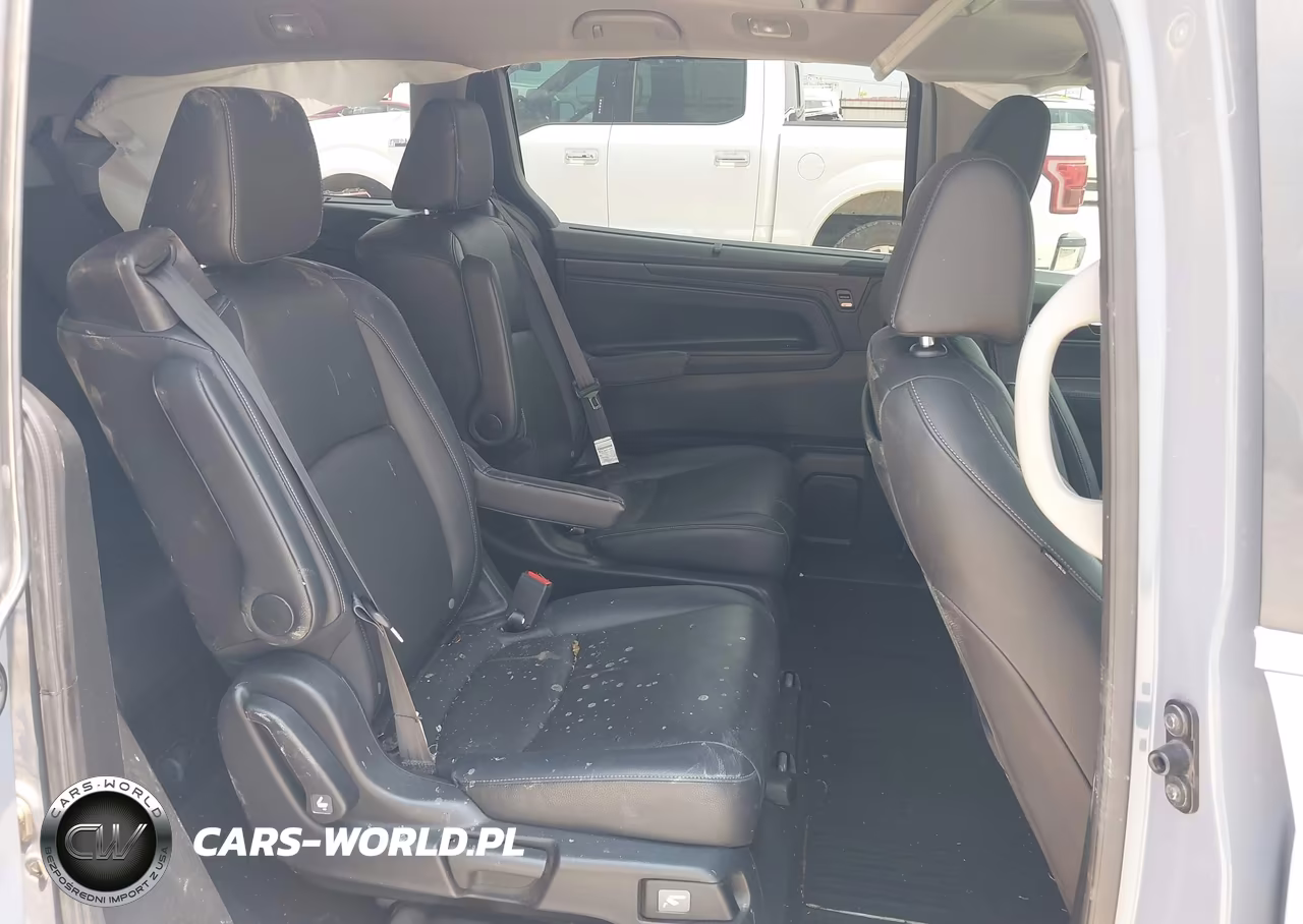 2023 Honda Odyssey Touring VIN:5FNRL6H81PB070369 - 8