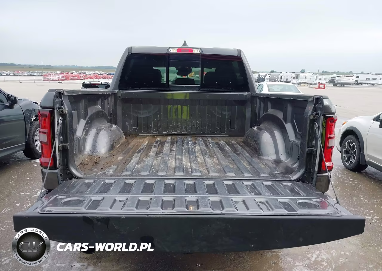 2025 Ram 1500 Warlock 4X4 5'7 Box VIN:1C6SRFGP8SN660630 - 18