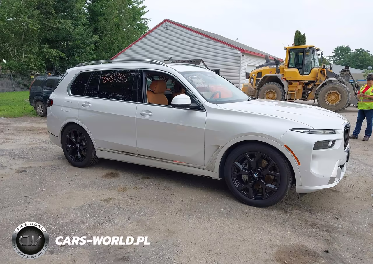 2024 BMW X7 xDrive40I VIN:5UX23EM05R9V40197 - 13