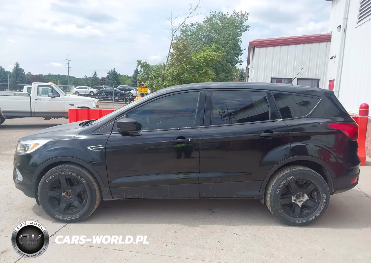 2019 Ford Escape Se VIN:1FMCU9GD7KUA80872 - 15