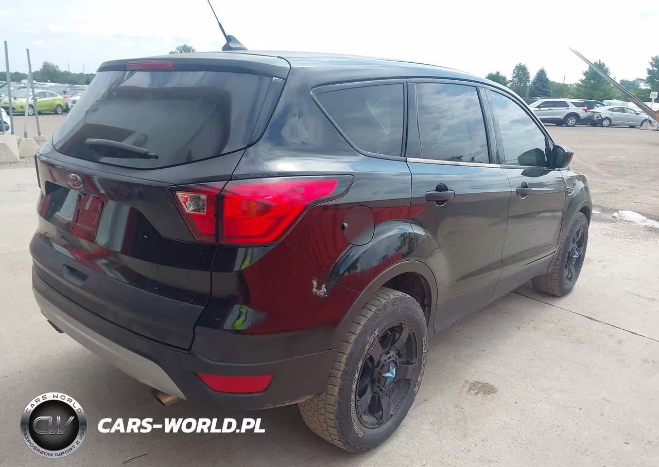 2019 Ford Escape Se VIN:1FMCU9GD7KUA80872 - 4