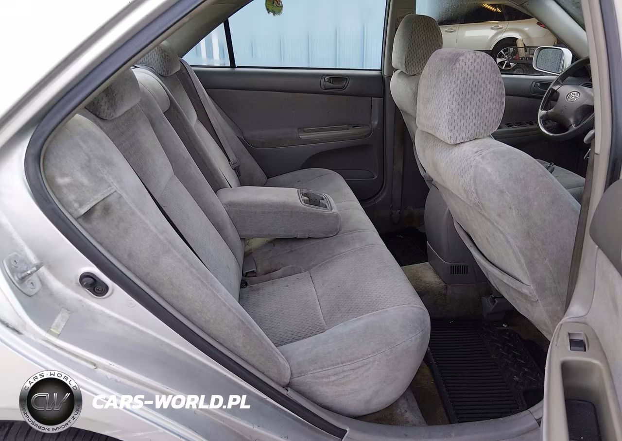 2003 Toyota Camry Le VIN:4T1BE32K63U140301 - 8