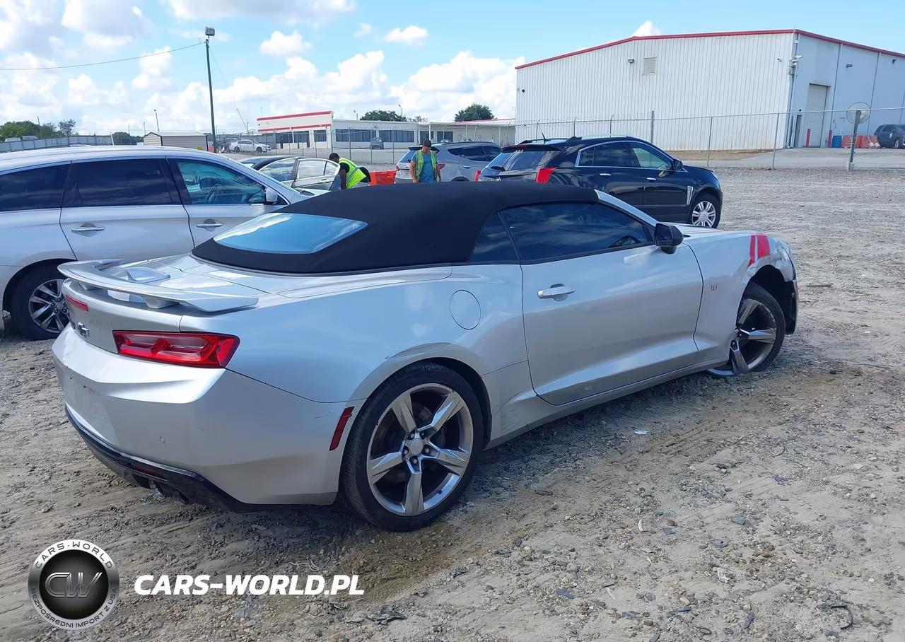 2018 Chevrolet Camaro 2Ss VIN:1G1FH3D76J0164276 - 4