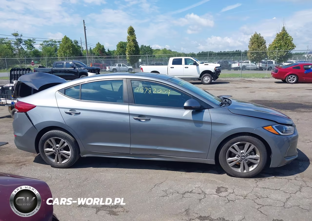 2018 Hyundai Elantra Value Edition VIN:KMHD84LF9JU609773 - 13