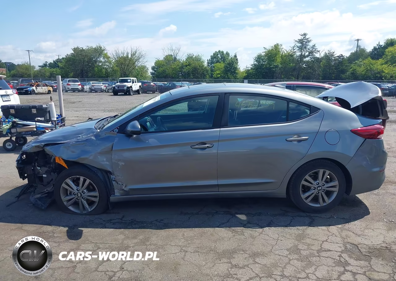 2018 Hyundai Elantra Value Edition VIN:KMHD84LF9JU609773 - 14