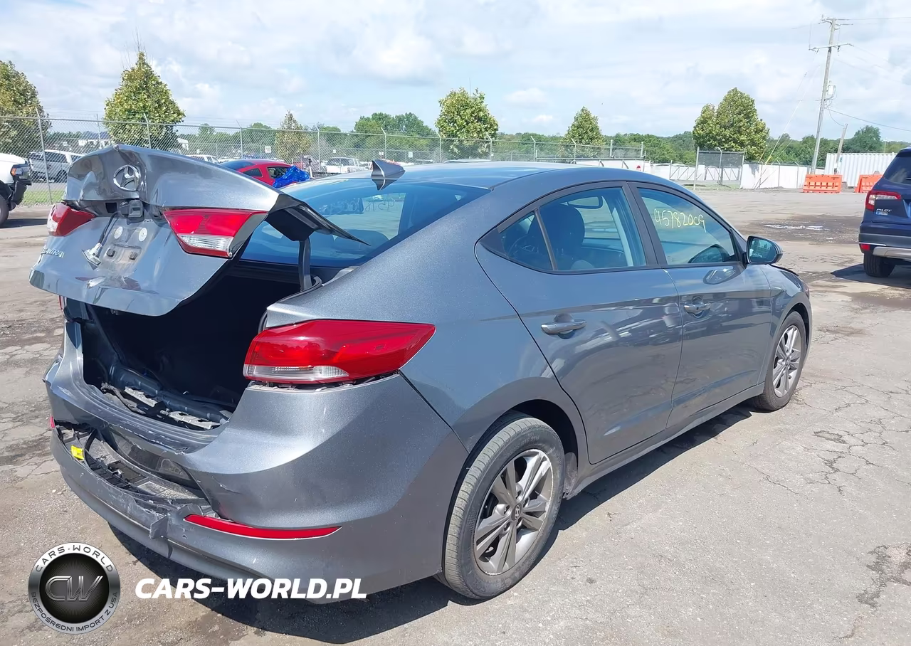 2018 Hyundai Elantra Value Edition VIN:KMHD84LF9JU609773 - 4