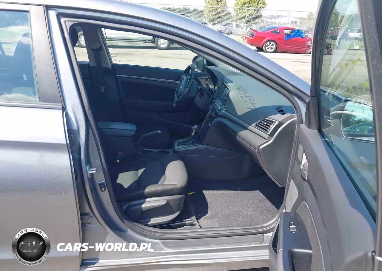 2018 Hyundai Elantra Value Edition VIN:KMHD84LF9JU609773 - 5