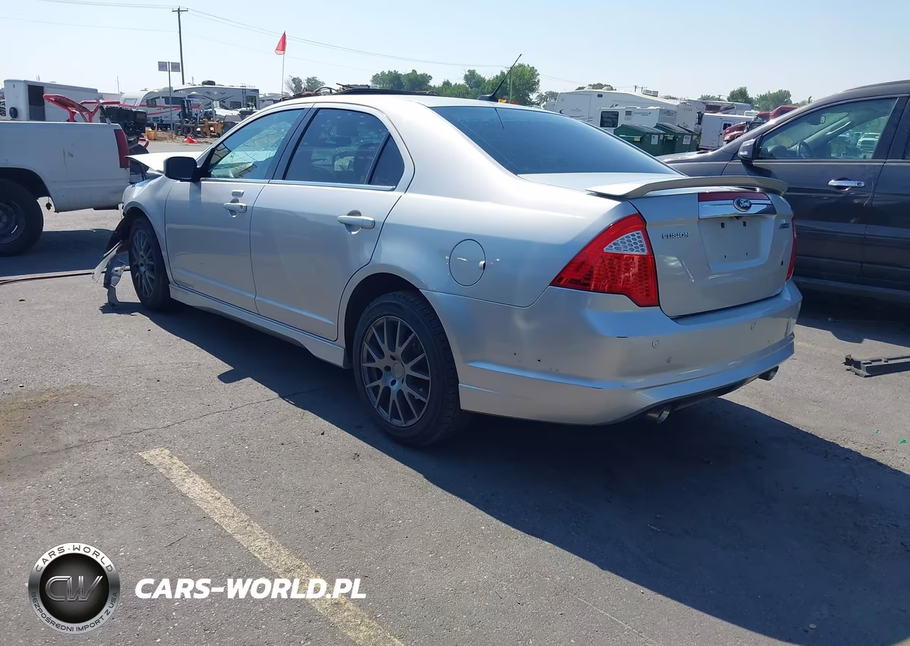 2010 Ford Fusion Sport VIN:3FAHP0KC5AR429115 - 3