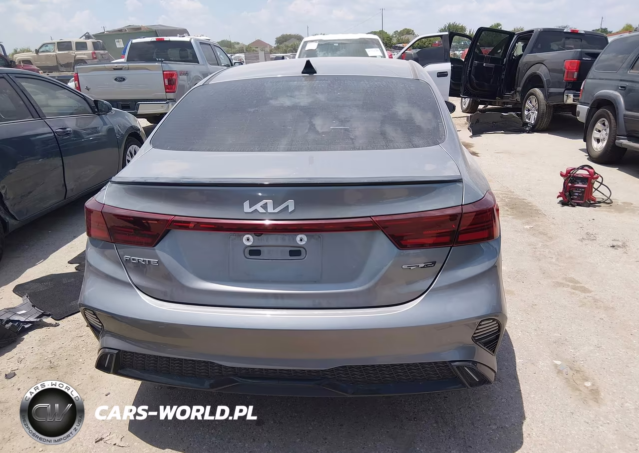 2022 Kia Forte Gt-Line VIN:3KPF54AD9NE492269 - 17