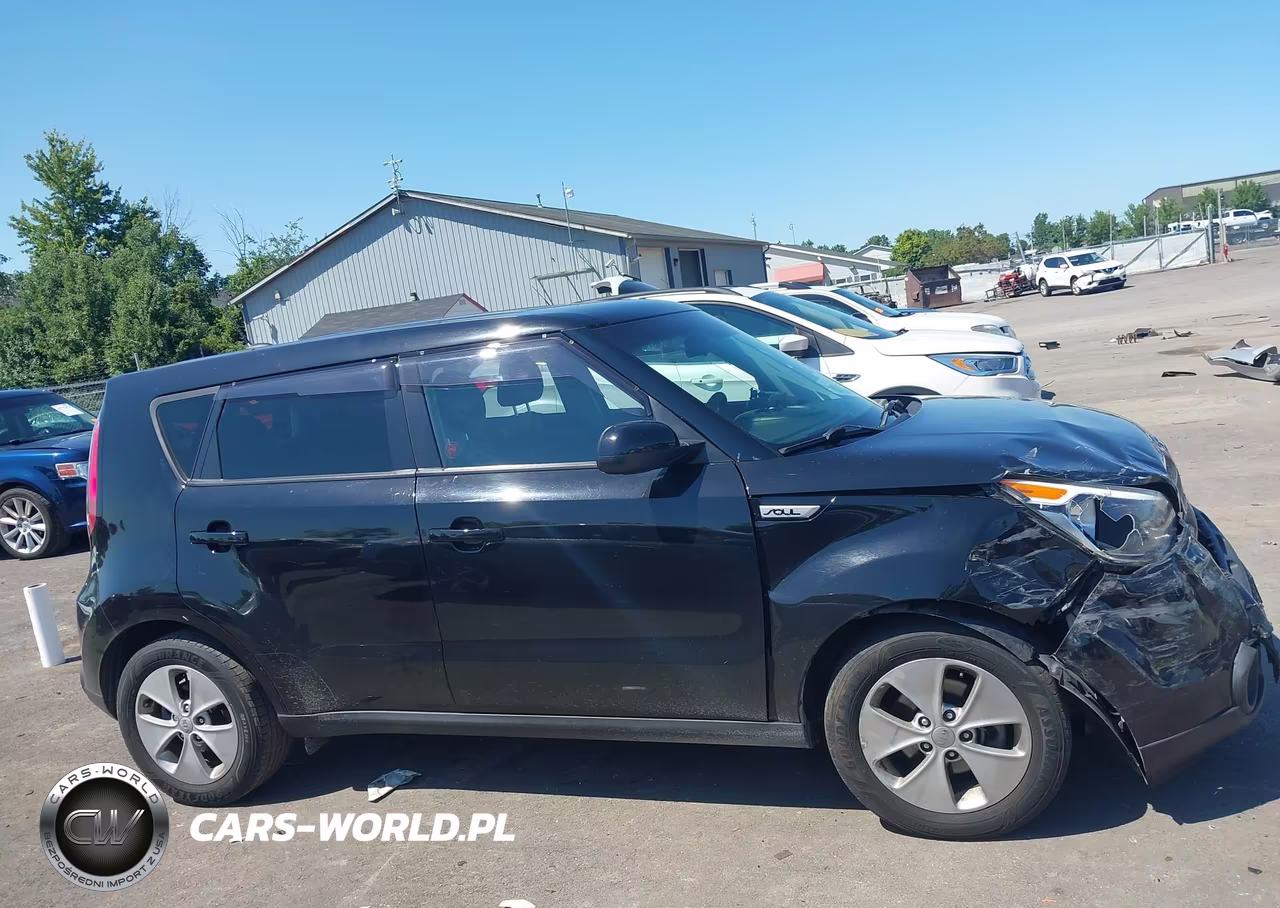 2016 Kia Soul VIN:KNDJN2A22G7404615 - 13