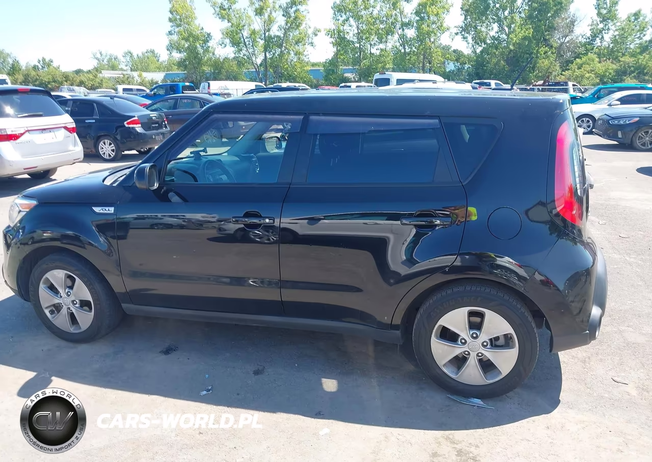 2016 Kia Soul VIN:KNDJN2A22G7404615 - 14