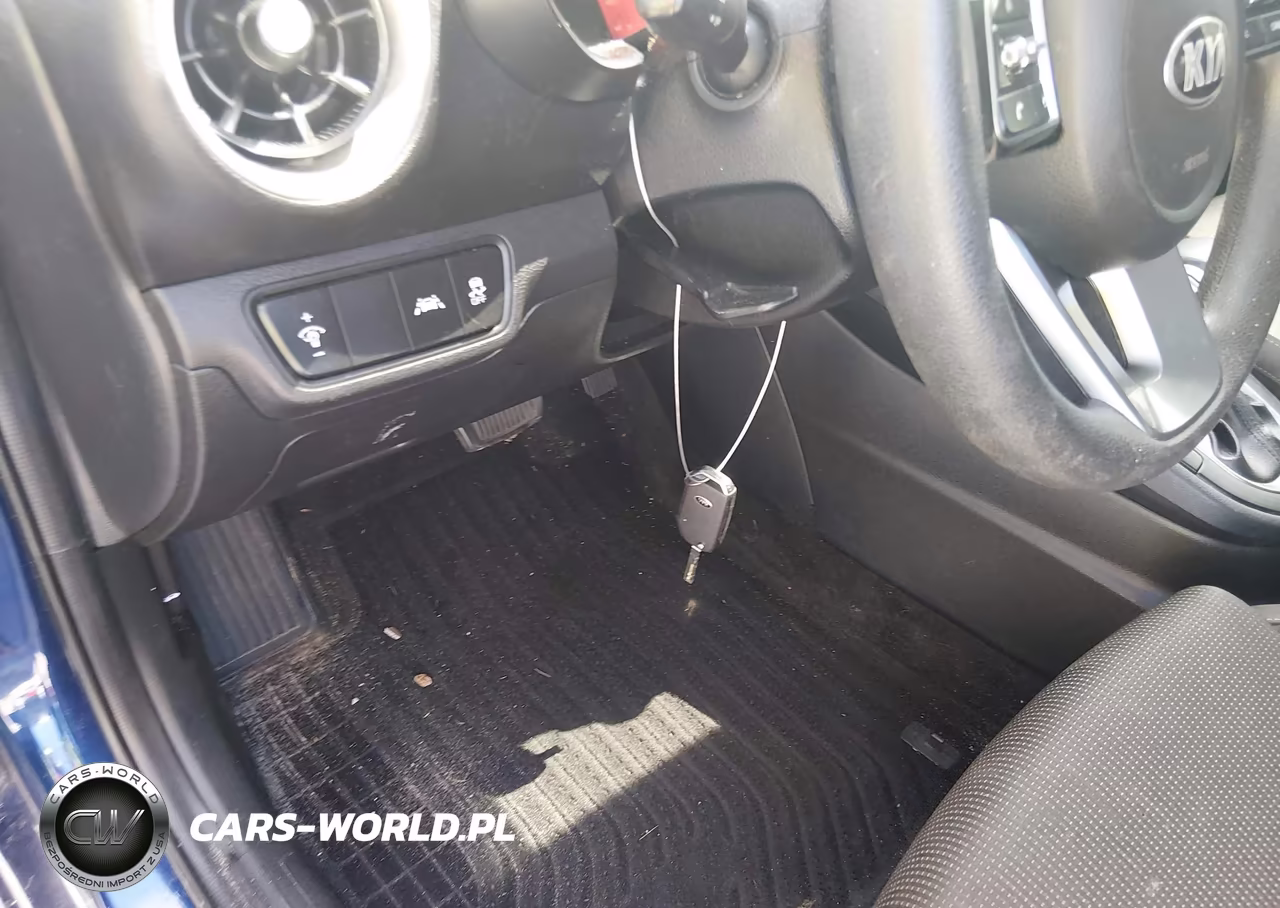 2020 Kia Forte Lxs VIN:3KPF24AD3LE187226 - 11
