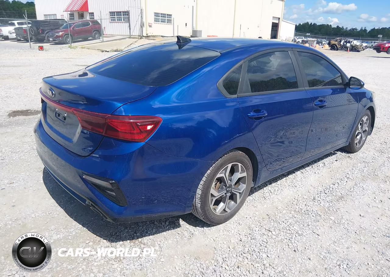 2020 Kia Forte Lxs VIN:3KPF24AD3LE187226 - 4