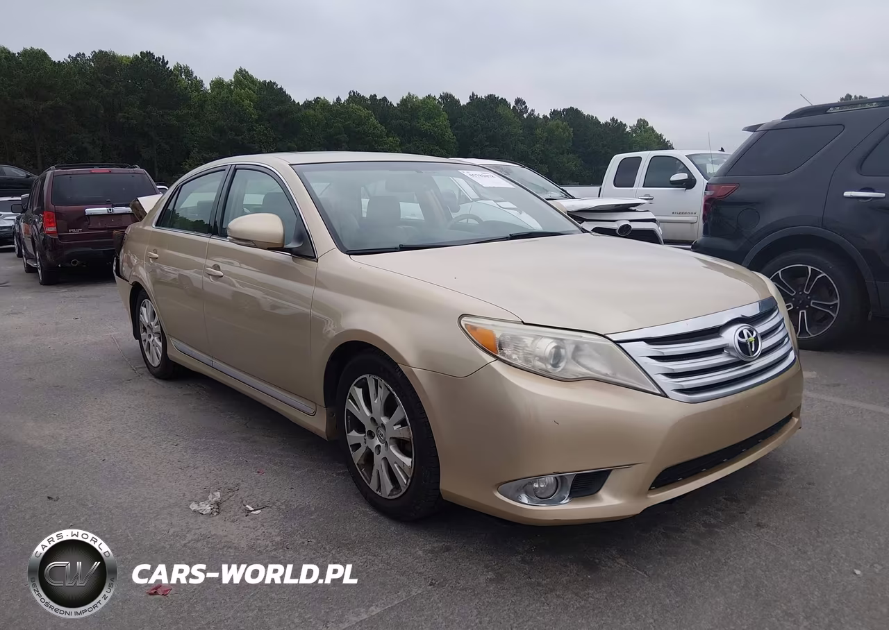 2011 Toyota Avalon – zdjęcie 1 z 18