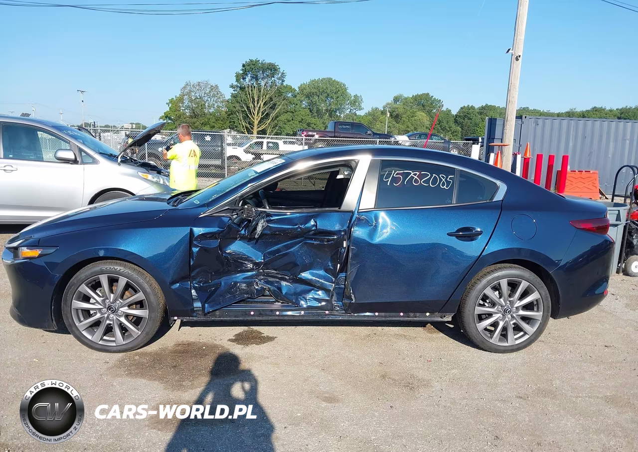 2024 Mazda Mazda3 2.5 S Preferred VIN:3MZBPACM9RM413647 - 15