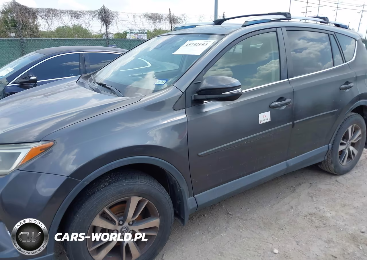 2017 Toyota Rav4 Xle VIN:JTMWFREV1HJ111986 - 14