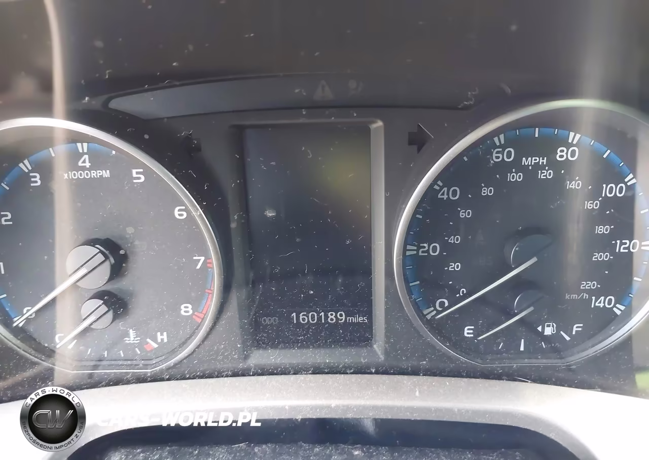 2017 Toyota Rav4 Xle VIN:JTMWFREV1HJ111986 - 7