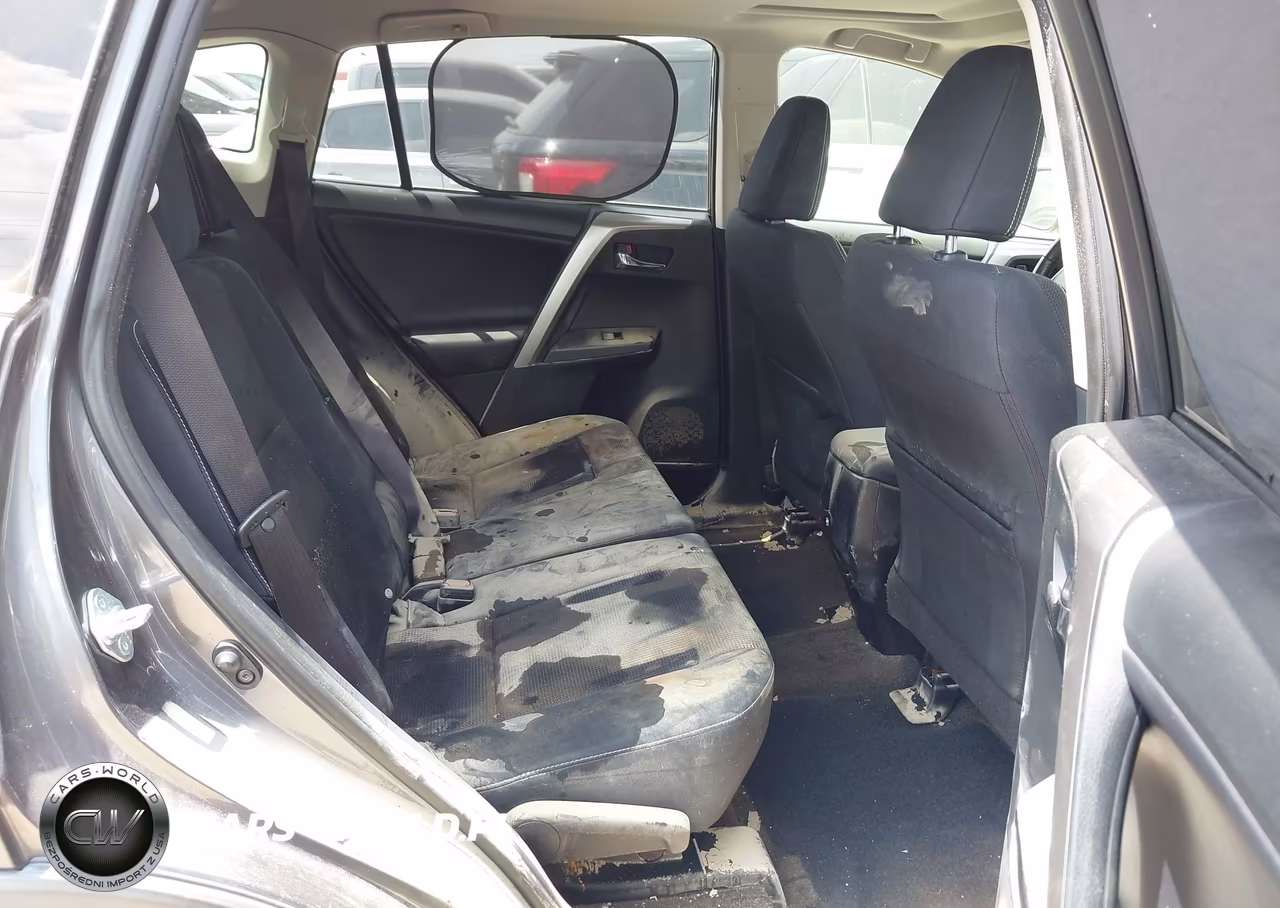 2017 Toyota Rav4 Xle VIN:JTMWFREV1HJ111986 - 8