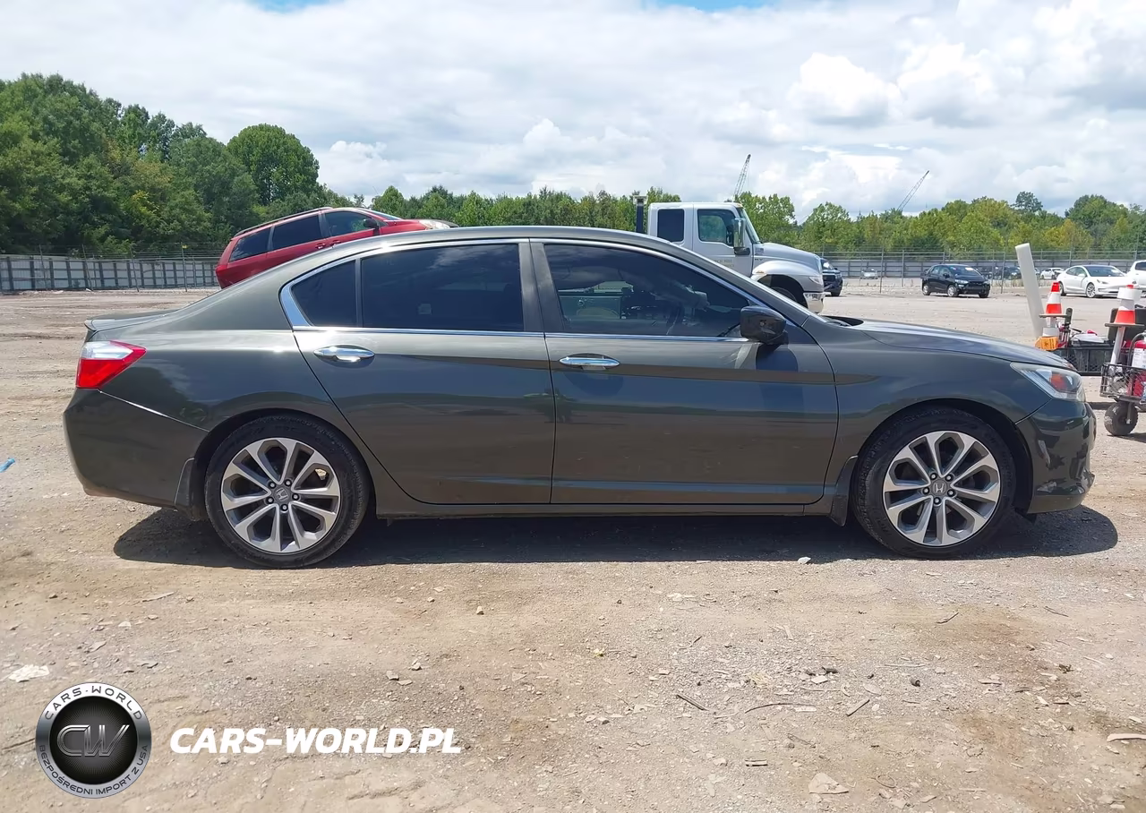 2013 Honda Accord Sport VIN:1HGCR2F5XDA062198 - 13