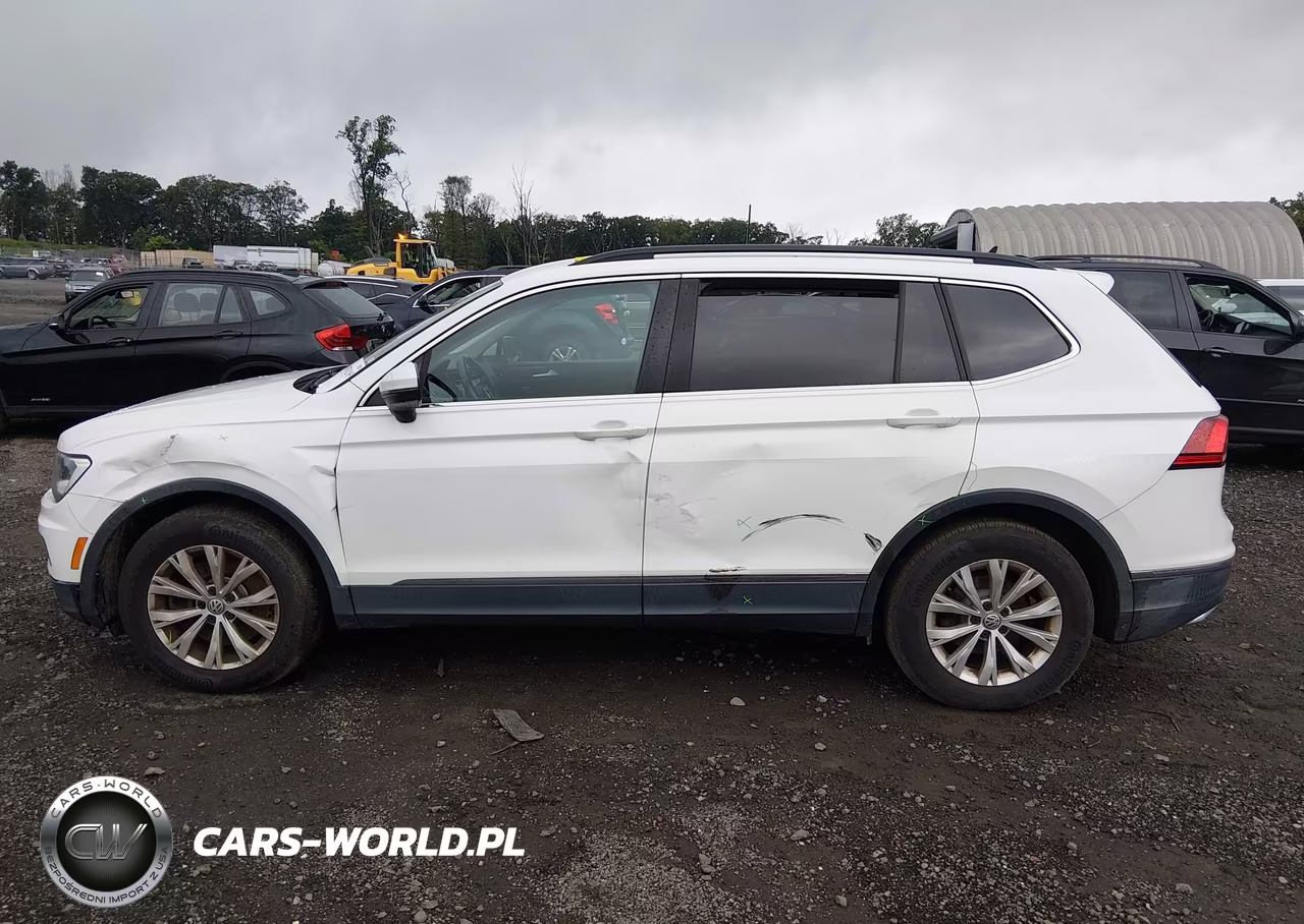 2018 Volkswagen Tiguan VIN:3VV2B7AX3JM154239 - 14